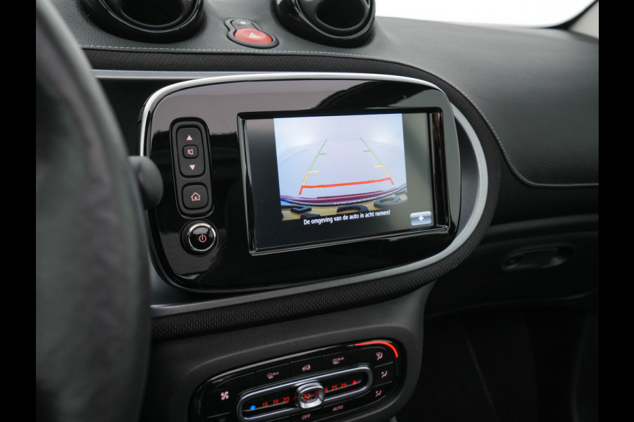 Smart Fortwo cabrio EQ BRABUS Style 18 kWh [ 3-Fase ] *LEATHER | HEATED-SPORTSEATS | NAVI-FULLMAP | CAMERA | DAB+ | AIRCO | PDC | CRUISE | 16''ALU*
