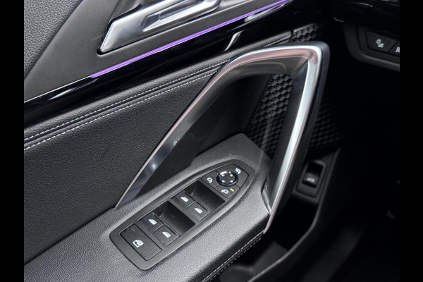 BMW X1 SDrive18i LED - NIEUW MODEL - GROOT SCHERM - CARPLAY - STOELVERWARMING - KEYLESS