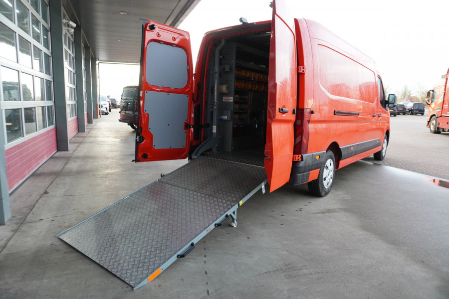Renault Master T35 2.0 dCi 170PK L3H2 met COMPLETE WERKPLAATS INRICHTING Nr. V139 | Climate | Cruise | Camera | Apple- Android
