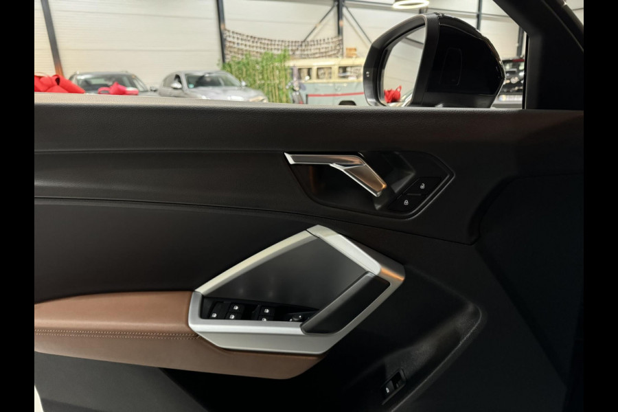 Audi Q3 35 TFSI S edition Garantie Trekhaak Leder Camera StoelVW Elek Achterklep Cruise Navi Clima Led Rijklaar
