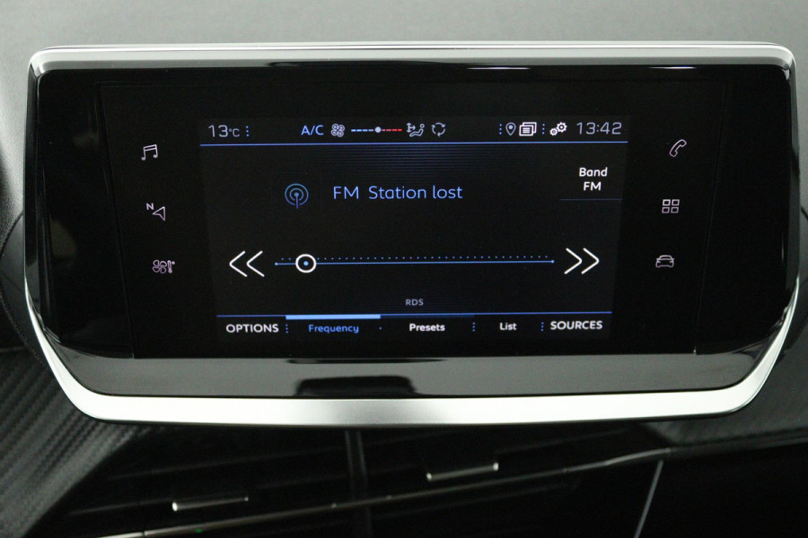 Peugeot 208 1.2 PureTech Blue Lease (NAVIGATIE, CRUISE, PARKEERSENSOREN, MULTIMEDIA, 1e EIGENAAR, GOED ONDERHOUDEN)