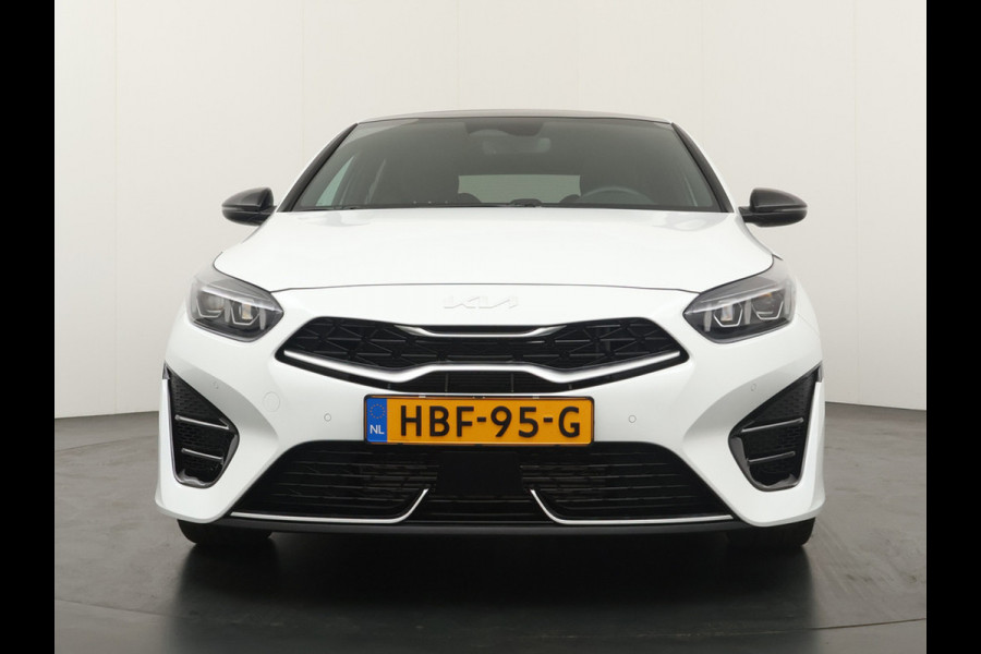 Kia Ceed 1.5 T-GDi GT-PlusLine - Automaat - Rijdende Demo Automaat - Stoel/Stuurverwarming - Adaptief Cruise Control - Navigatie - Climate Control - Fabrieksgarantie Tot 2032