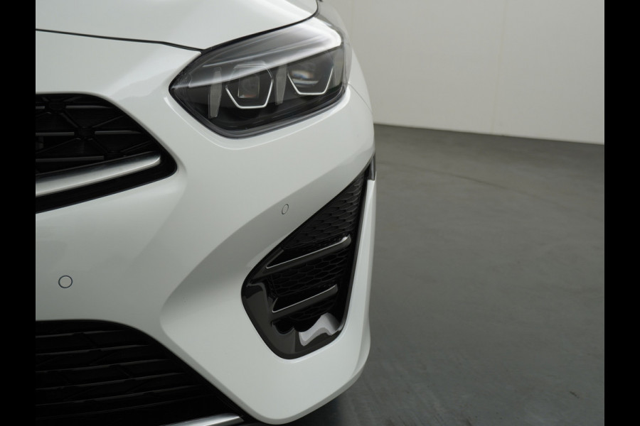 Kia Ceed 1.5 T-GDi GT-PlusLine - Automaat - Rijdende Demo Automaat - Stoel/Stuurverwarming - Adaptief Cruise Control - Navigatie - Climate Control - Fabrieksgarantie Tot 2032