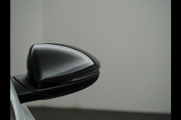 Kia Ceed 1.5 T-GDi GT-PlusLine - Automaat - Rijdende Demo Automaat - Stoel/Stuurverwarming - Adaptief Cruise Control - Navigatie - Climate Control - Fabrieksgarantie Tot 2032