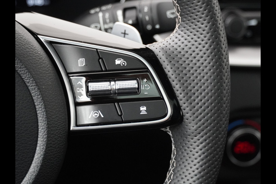 Kia Ceed 1.5 T-GDi GT-PlusLine - Automaat - Rijdende Demo Automaat - Stoel/Stuurverwarming - Adaptief Cruise Control - Navigatie - Climate Control - Fabrieksgarantie Tot 2032