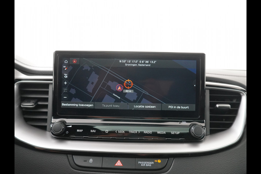 Kia Ceed 1.5 T-GDi GT-PlusLine - Automaat - Rijdende Demo Automaat - Stoel/Stuurverwarming - Adaptief Cruise Control - Navigatie - Climate Control - Fabrieksgarantie Tot 2032