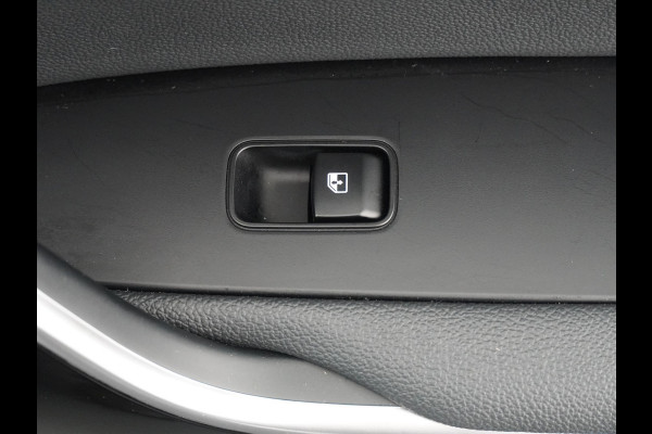 Kia Ceed 1.5 T-GDi GT-PlusLine - Automaat - Rijdende Demo Automaat - Stoel/Stuurverwarming - Adaptief Cruise Control - Navigatie - Climate Control - Fabrieksgarantie Tot 2032