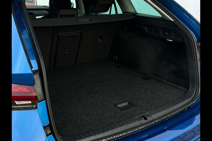 Škoda Octavia Combi 1.5 TSI First Edition NL AUTO | STOELVERW | SFEEVRLICHTING |