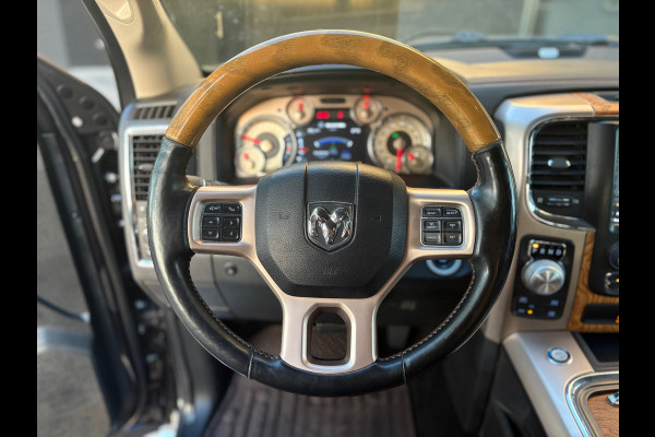 Dodge Ram 1500 5.7 V8 4x4 Crew Cab Longhorn - Luchtvering - Bomvol