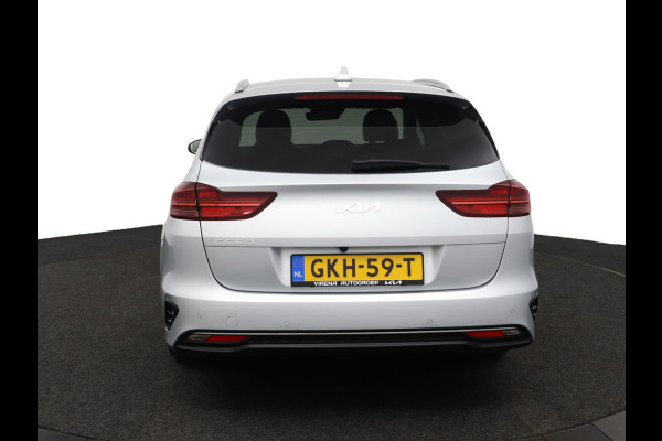 Kia Ceed Sportswagon 1.5 T-GDi DynamicPlusLine Apple Carplay/Android Auto - Cruise Control - Dodehoekdetectie - Navigatie - Stuur/Stoelverwarming - Fabrieksgarantie tot 09-2031