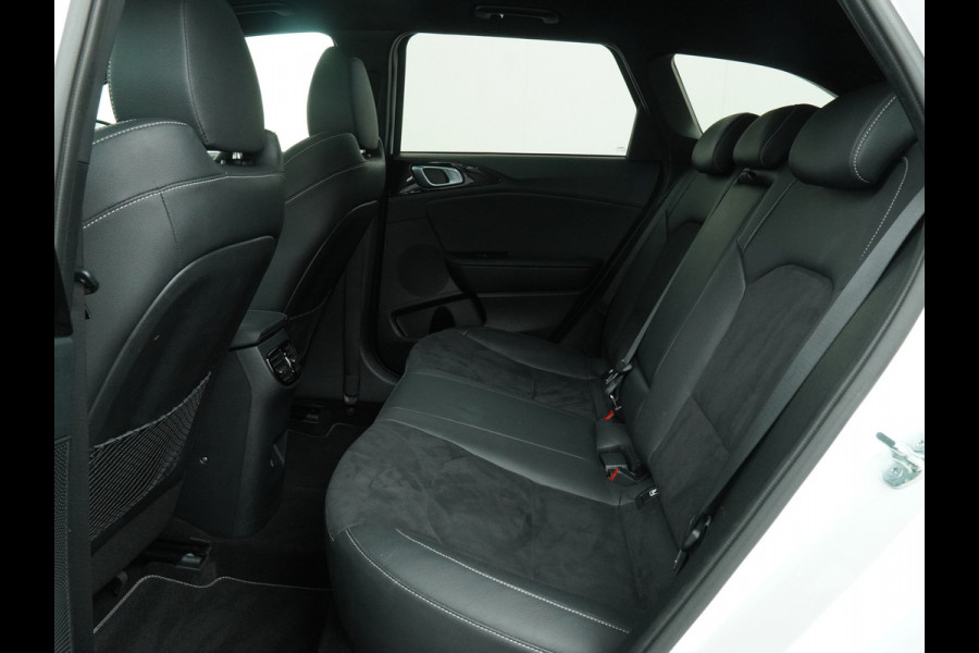 Kia Ceed Sportswagon 1.5 T-GDi GT-Line Automaat - Stoel-/Stuurverwarming - Apple Carplay/Android Auto - Elektrisch bedienbare Achterklep - Schuif-/Kanteldak - - Fabrieksgarantie tot 2030