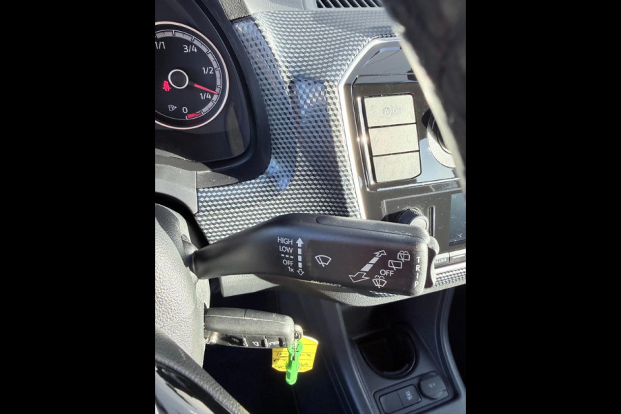 Volkswagen up! Volkswagen UP! 1.0 | AIRCO | Bluetooth | EL. Ramen