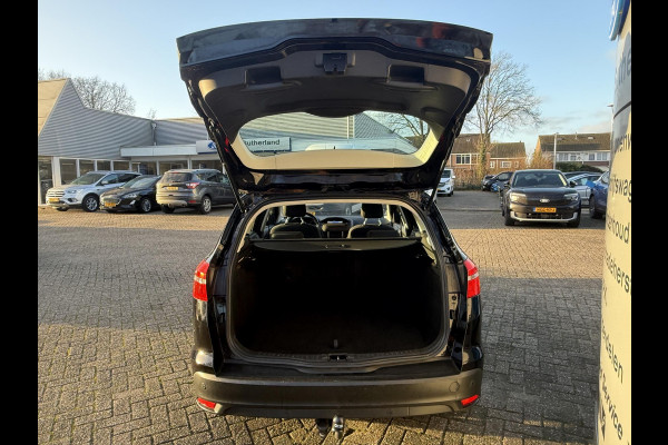 Ford FOCUS Wagon 1.0 Ecoboost Titanium 125pk Trekhaak | Navigatie | Apple Carplay, Android Auto | Voorruit verwarming | Dealer onderhouden