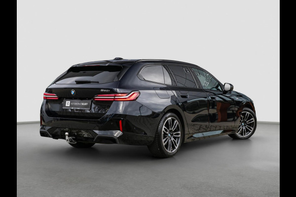 BMW 5 Serie Touring 520i | M-Sport | Trekhaak | Harman Kardon | Memory | Stoelventilatie | Driving Ass. Pro | Fabrieksgarantie