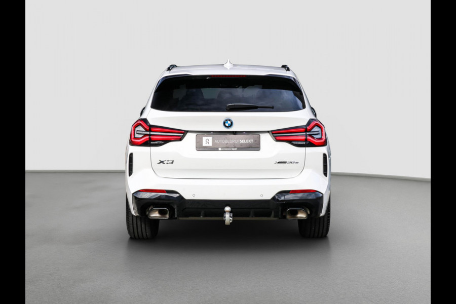 BMW X3 XDrive30e M-Sport | Pano| Trekhaak | Laser | Dealer onderhouden | Head Up | Camera |1e eig. | 30e | Plug-in | Facelift