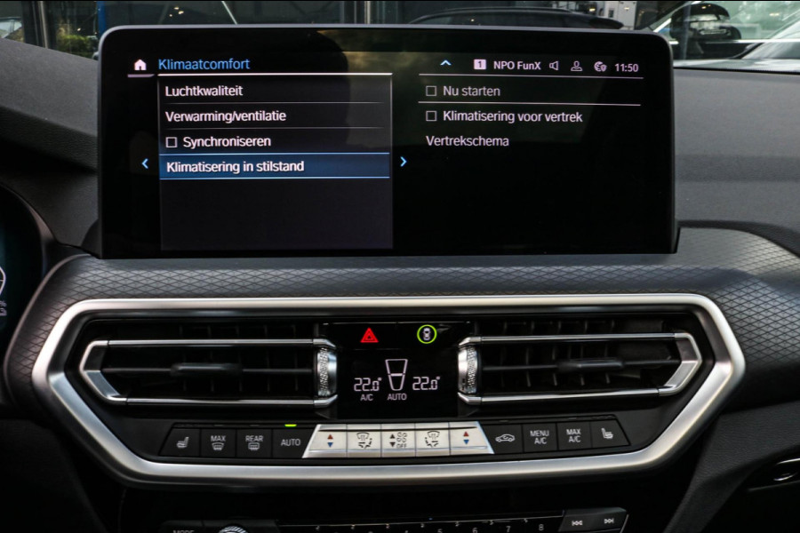 BMW X3 XDrive30e M-Sport | Pano| Trekhaak | Laser | Dealer onderhouden | Head Up | Camera |1e eig. | 30e | Plug-in | Facelift