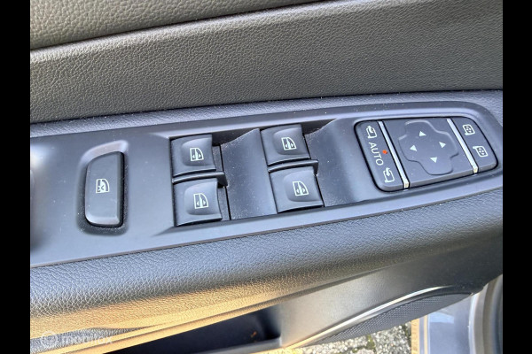 Renault Captur 0.9 TCe Intens TREKHAAK ACHTERUITRIJCAMERA