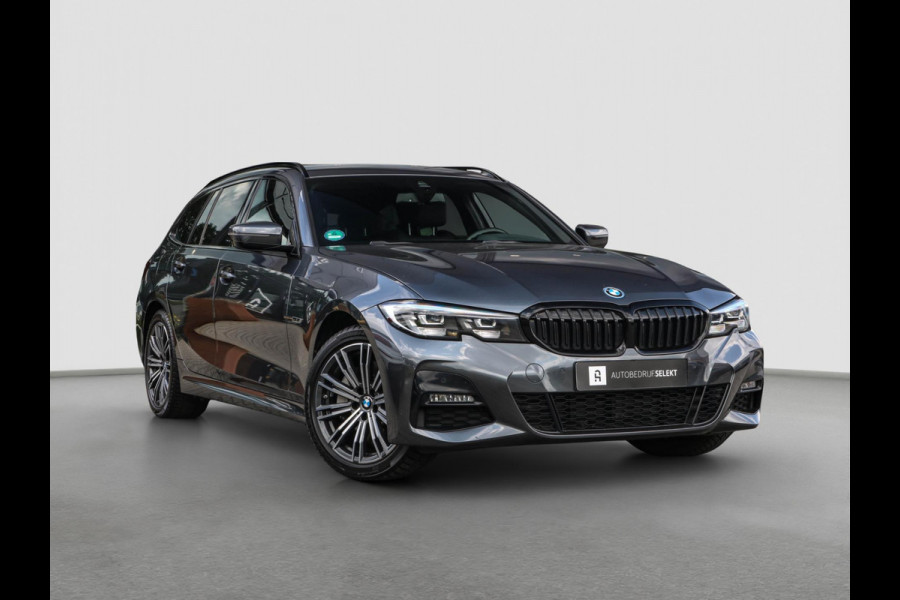 BMW 3 Serie Touring 330e - M-SPORT - CARPLAY - SFEERVERLICHTING - DEALER ONDERHOUDEN - EERSTE EIGENAAR - STOELVERWARMING