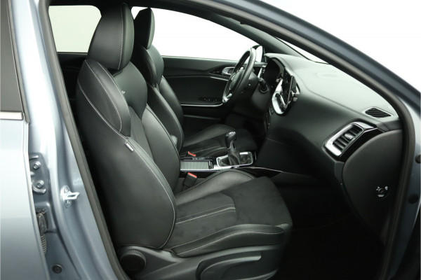 Kia Ceed Sportswagon 1.5 T-GDi GT-Line Apple Carplay/Android Auto - Cruise Control - Dodehoekdetectie - Panoramadak - Navigatie - Stuur/Stoelverwarming Fabrieksgarantie tot 07-2031