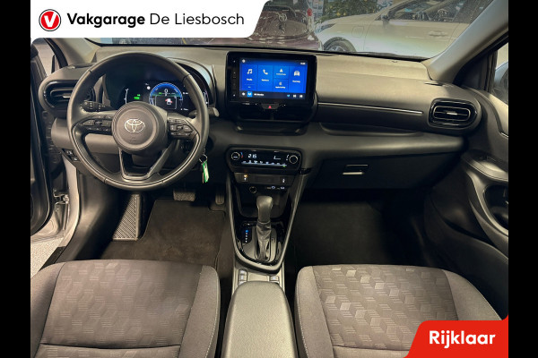 Toyota Yaris 1.5 Hybrid 115 First Edition / stoel en stuur verwarming/ camera / carplay /