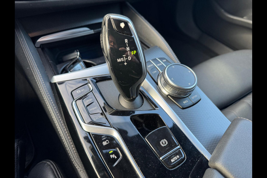 BMW 5 Serie 530e Executive Leder H&K Camera Led M Pakket 2023