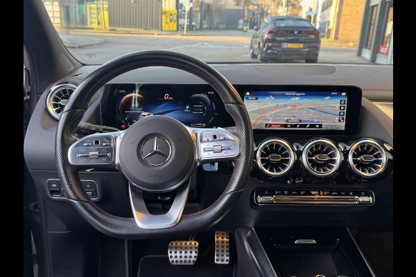 Mercedes-Benz EQA 250 AMG Edition 1 67 kWh - AUTOMAAT I Navigatie I Leer I Sport pakket I PDC I LED I Achteruitrij Camera