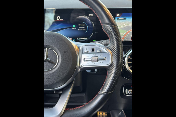 Mercedes-Benz EQA 250 AMG Edition 1 67 kWh - AUTOMAAT I Navigatie I Leer I Sport pakket I PDC I LED I Achteruitrij Camera