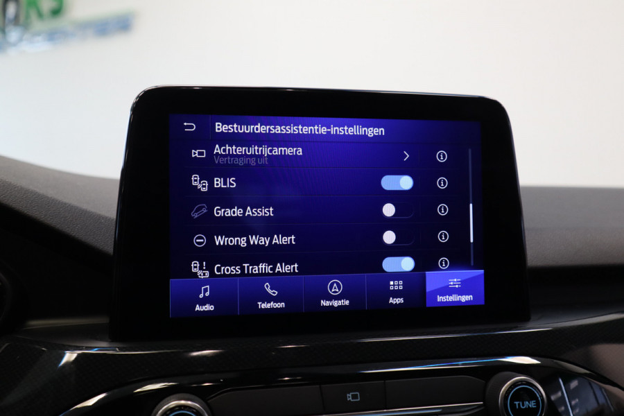 Ford Kuga 2.5 PHEV Vignale B&O Soundsystem Winterpakket Handsfree 24 maanden garantie mogelijk (*vraag naar de voorwaarden)