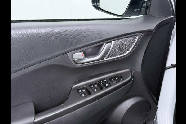 Hyundai Kona EV 64kWh SOH 94% Warmtepomp Adap.Cruise Apple Carplay Android Auto Krell®-Hifi Navi Ecc Camera Comfort Blind Spot Lane Assist Keyless Isofix DAB Led