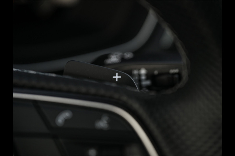 Audi A5 Sportback 40 TFSI quattro 204pk S edition Competition · NL-auto · Panoramadak · S-seats · B&O sound · Camera · Ambiance interieu