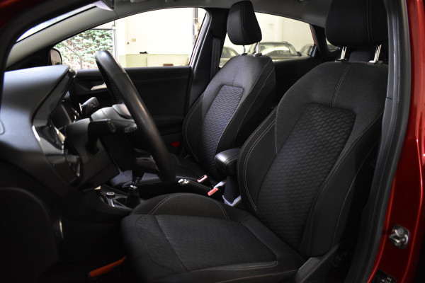 Ford Puma 125PK ECOBOOST HYBRID TITANIUM CARPLAY/LMV/MASSAGE