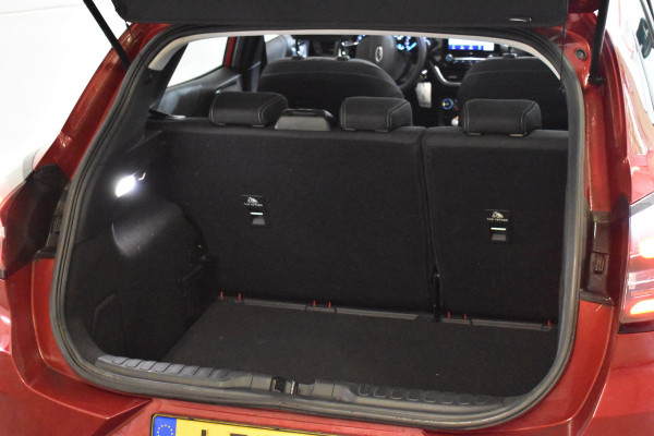 Ford Puma 125PK ECOBOOST HYBRID TITANIUM CARPLAY/LMV/MASSAGE