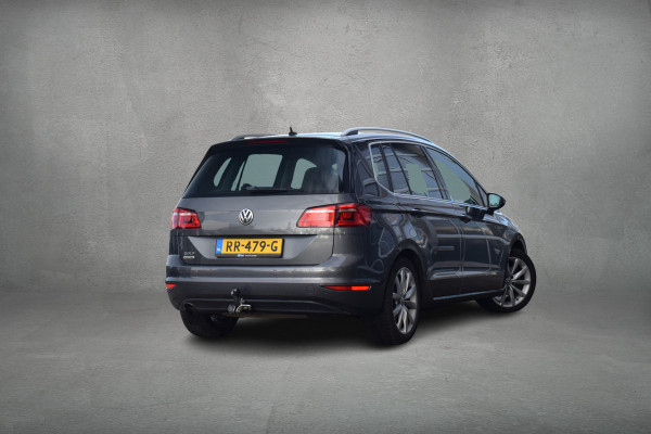 Volkswagen Golf Sportsvan 1.2 TSI Highline | Automaat | Trekhaak | Apple CarPlay | Camera