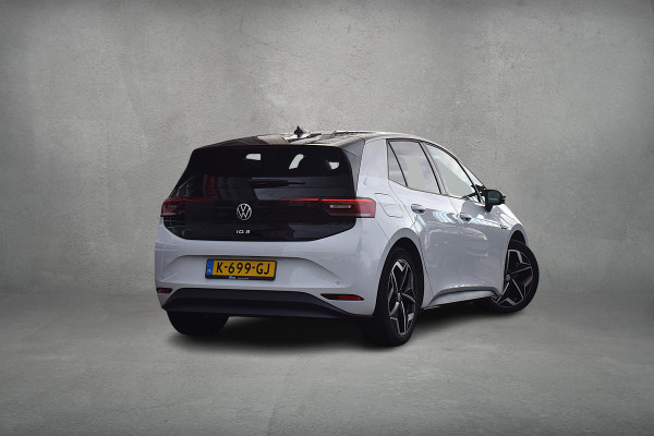 Volkswagen ID.3 First Plus 58 kWh | Apple CarPlay | Stoelverwarming | ACC