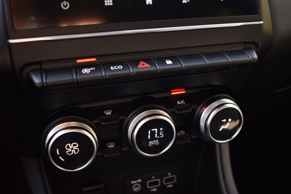 Renault Captur 1.0 TCe LIMITED CRUISE/NAVI/KEYLESS