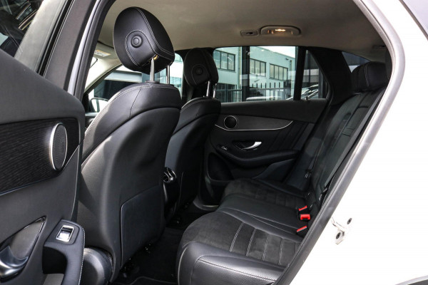 Mercedes-Benz GLC 300e 4MATIC AMG - MEMORY - 360 CAM - CARPLAY GLC300 - DEALER ONDERHOUDEN - EERSTE EIGENAAR - NIGHT PAKKET