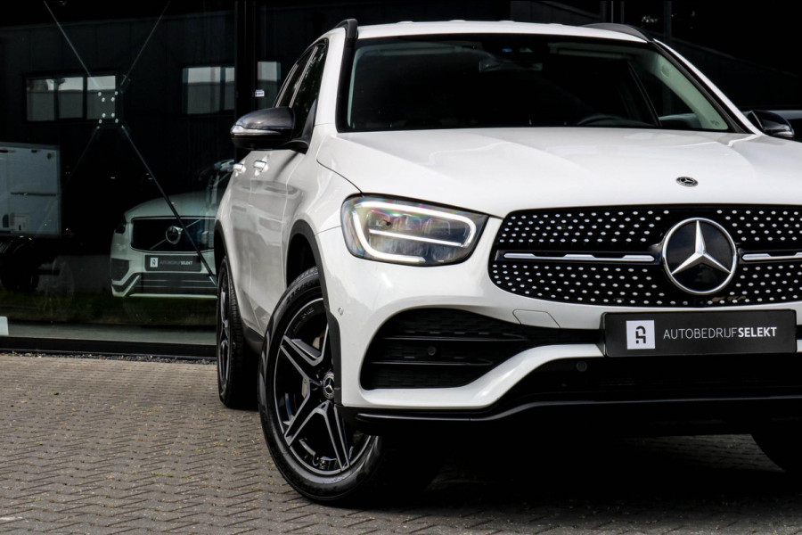 Mercedes-Benz GLC 300e 4MATIC AMG - MEMORY - 360 CAM - CARPLAY GLC300 - DEALER ONDERHOUDEN - EERSTE EIGENAAR - NIGHT PAKKET