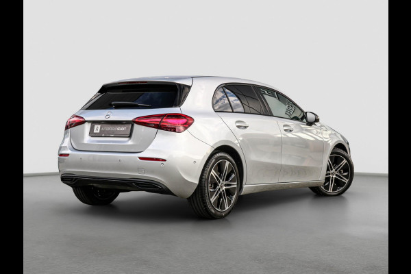 Mercedes-Benz A-Klasse 180 Luxury Line - MULTIBEAM LED - CAMERA - ACC - A180