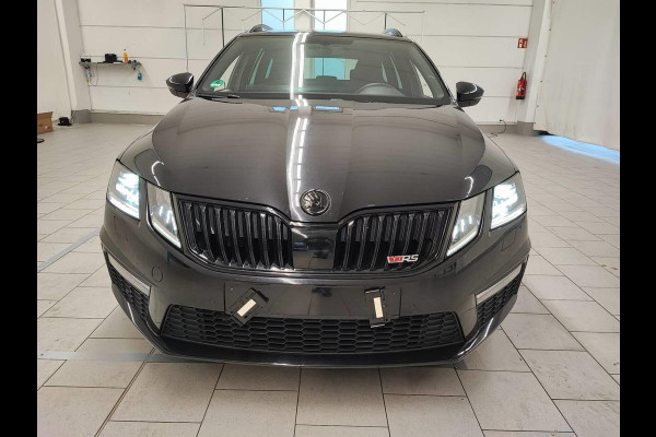 Škoda Octavia Combi 2.0 TSI RS 245 Business