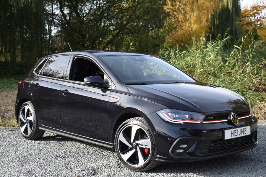 Volkswagen Polo 2.0 TSI GTI TSI 210PK DSG GTI-SPORT IQ-LIGHT/PDC/CARPLAY
