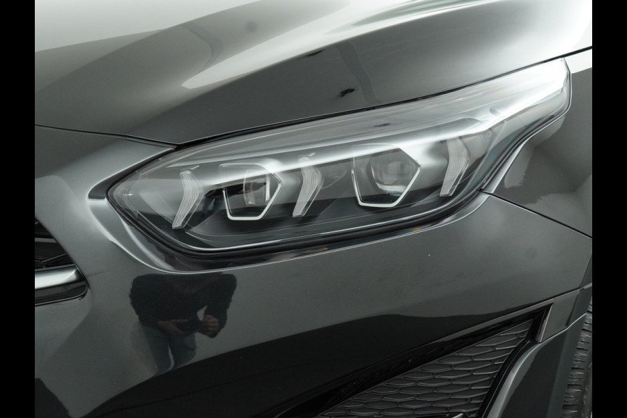 Kia Ceed Sportswagon Automaat 1.5 T-GDi GT-Line Automaat - Automatische achterklep - Schuif/Kantel dak - Apple Carplay/Android Auto - Adaptive cruise control - Keyless entry - Fabrieksgarantie t/m 30-06-2030