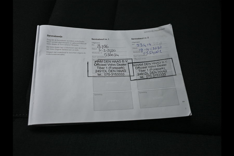 Volvo V60 2.0 D3 · NL-auto · Automaat · Parkeersensoren voor en achter · Cruise control · Led · Virtual cockpit