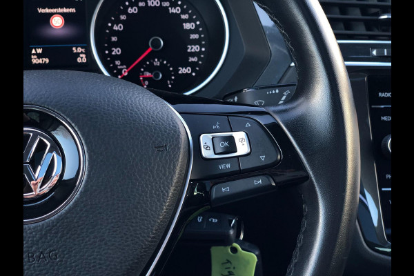 Volkswagen Tiguan 1.5 TSI Comfortline Business | Navi, ACC, Pano, Carplay/Android, Clima, Trekhaak | Dealeronderhouden | NAP |