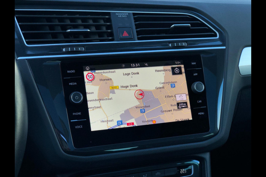 Volkswagen Tiguan 1.5 TSI Comfortline Business | Navi, ACC, Pano, Carplay/Android, Clima, Trekhaak | Dealeronderhouden | NAP |