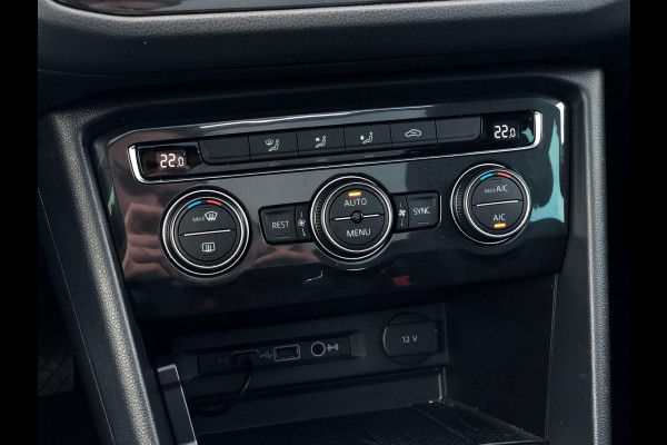 Volkswagen Tiguan 1.5 TSI Comfortline Business | Navi, ACC, Pano, Carplay/Android, Clima, Trekhaak | Dealeronderhouden | NAP |