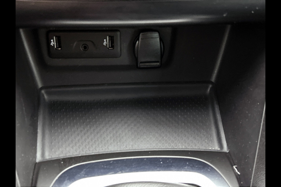 Renault Mégane Estate 1.3 TCe Limited(Goed OnderH, Navi, Camera, StoelV, Parkeersensoren V+A, Etc)