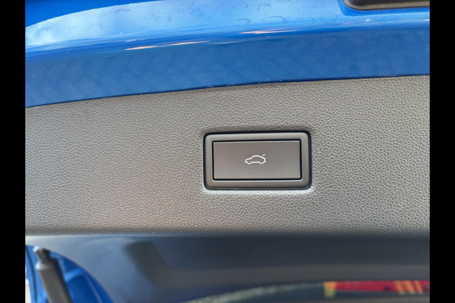 Ford Explorer Premium Extended Range RWD 77 kWh 286pk | Driver Assistance Pack | 21 inch Licht metalen Velgen