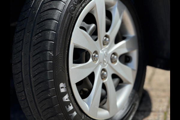 Hyundai i10 1.0i Comfort 2018 WIT 5drs AIRCO Elektr APK NAP!