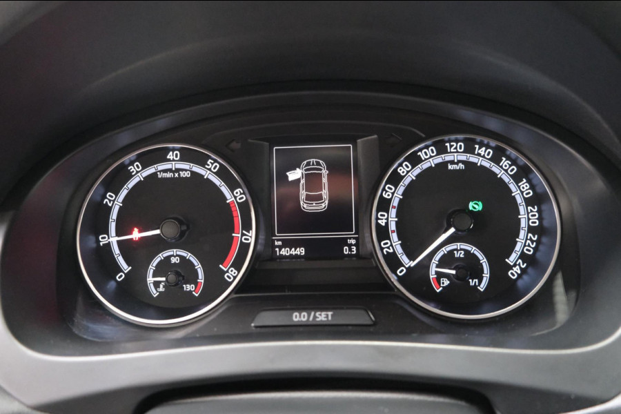 Škoda Rapid Spaceback 1.0 TSI Greentech Clever Automaat - N.A.P. Airco, Cruise, Navi, PDC, Trekhaak.