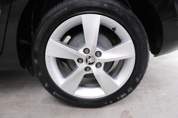 Škoda Rapid Spaceback 1.0 TSI Greentech Clever Automaat - N.A.P. Airco, Cruise, Navi, PDC, Trekhaak.
